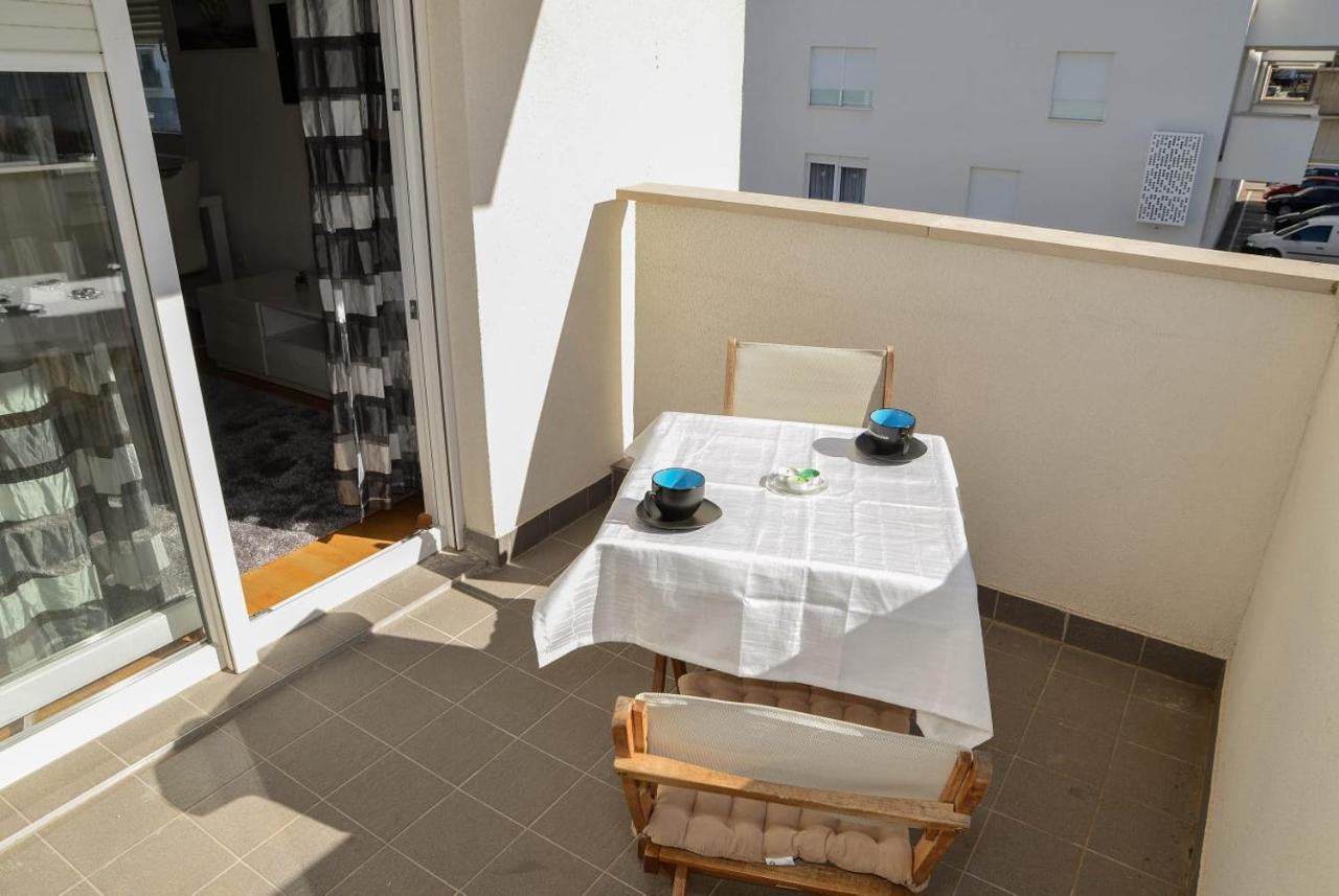 Leon Sa Privatnim Parkingom Zadar