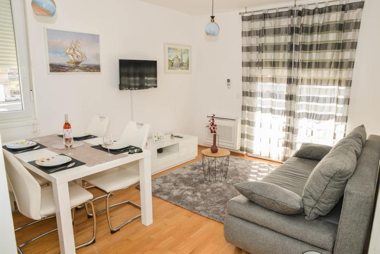 Apartment Leon Sa Privatnim Parkingom Zadar